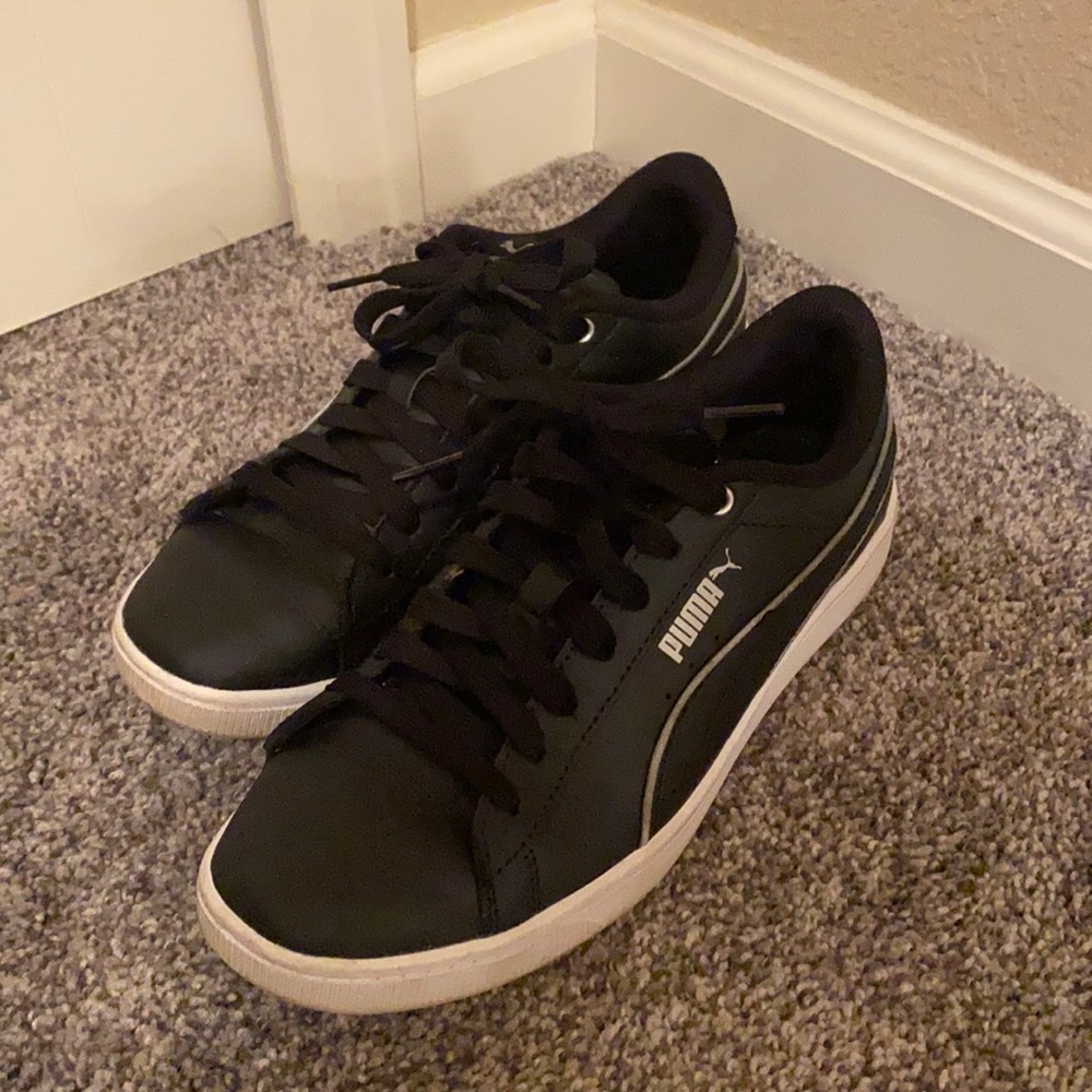 BLACK PUMAS